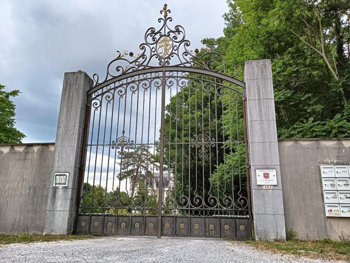 Chatescos - Estudio En Chateau Exterior photo